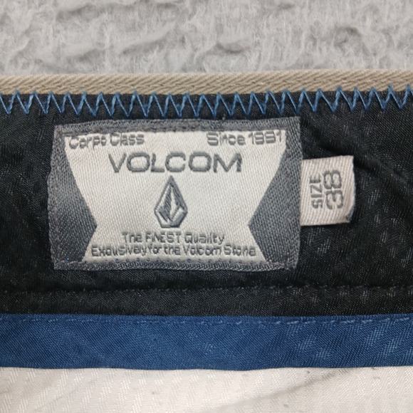 Volcom Men's Corpo Class Chino Pants Sz 32x32 Khaki Casual read - Picture 6 of 11